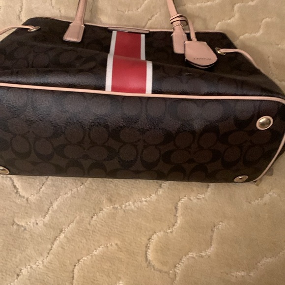 Beautiful Coach bag in Excellent condition - Picture 7 of 7